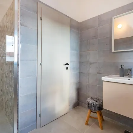 Luxurious In With Sauna Casa vacanze Biograd Na Moru